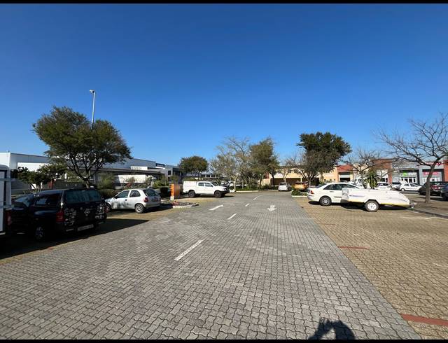 175M² OFFICE TO LET IN BRACKENFELL INDUSTRIAL